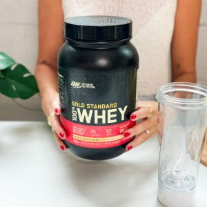 Tester evaluating Optimum Nutrition 100% Gold Standard Whey.