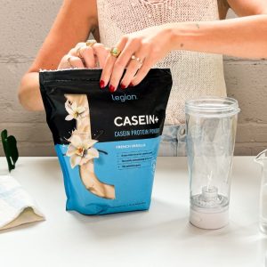 Tester opening Legion Casein+ powder package